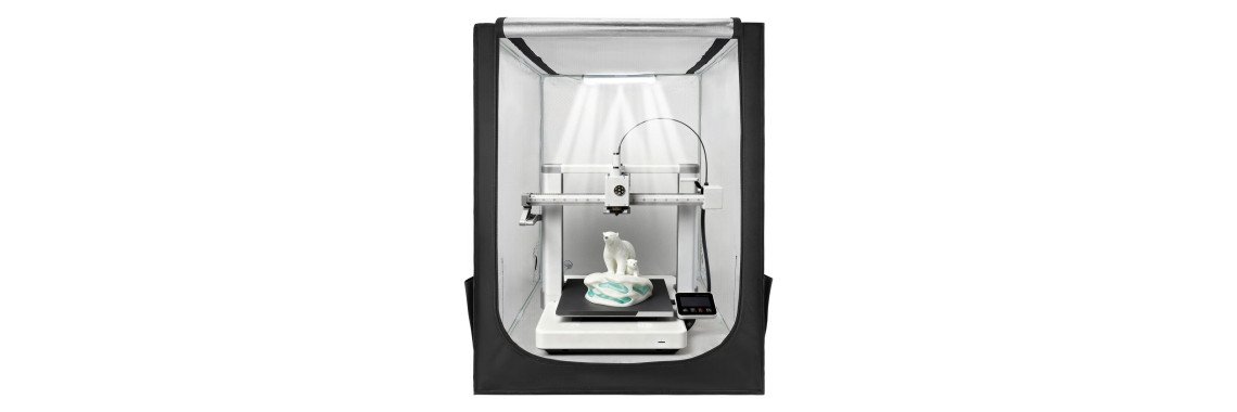 Kućište za 3D pisač i stalak za filament za zimu u radionici