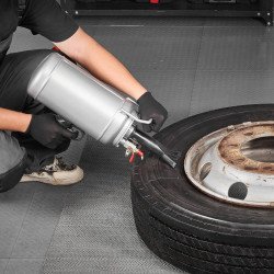 Pumpa za gume s manometrom za autoservis, 6 L, prijenosno Pumpa za gume s manometrom za autoservis, 6 L, prijenosno